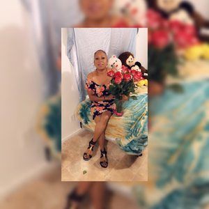 Meet your Posher, Camyla